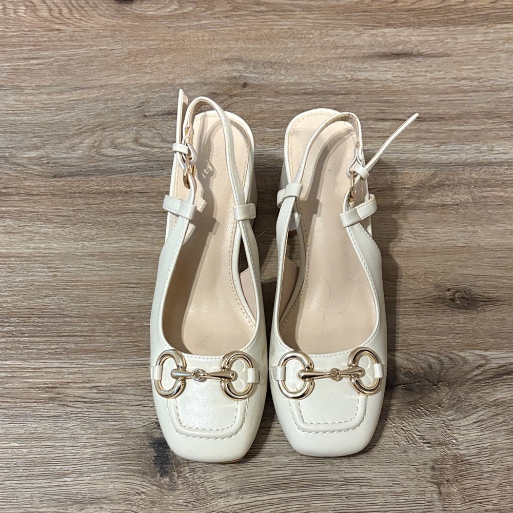 Kitten business heels